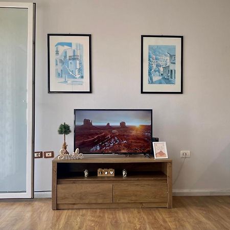 Appartamento 21° Bs Pazari City Center Comfort Tirana Esterno foto