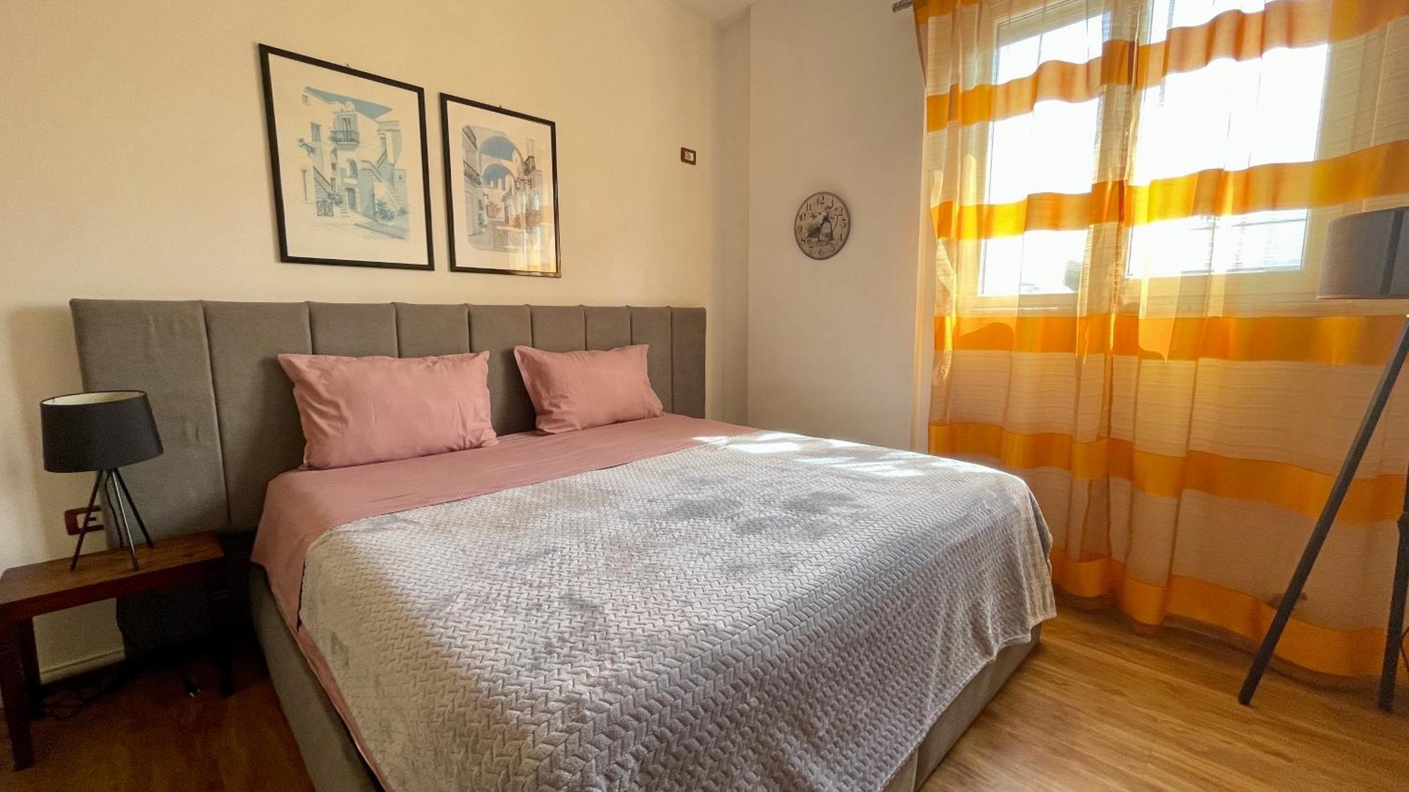 Appartamento 21° Bs Pazari City Center Comfort Tirana Esterno foto